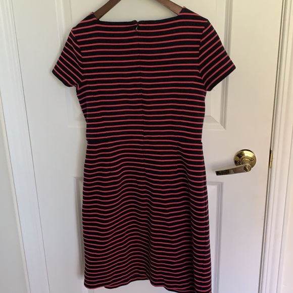 Talbots adorable fit and flare dress size 6 P - Picture 4 of 6